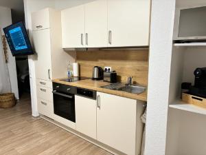 Charming Homes - Studio 20