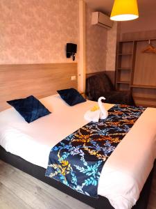 Hotels Hostellerie Maleville, logis hotel Pontet : Chambre Lits Jumeaux