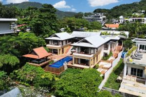 Seaview 5BR Pool Villa Apsara, Free Breakfast and Full Service, 5 min walk to Kata Beach