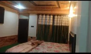 Krishna Kunj homestay - Cheog