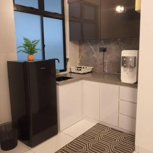 Paradigm Mall 1BR-Poolview-Netflix-WiFi by JB RelaX Homestay