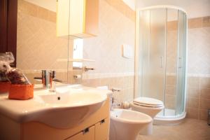 Quadruple Room with Private Bathroom