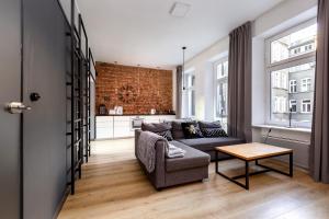 Old Town Łąkowa Apartment with Mezzanine