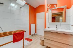 Maisons de vacances La Fourragere - Maison pour 5 : photos des chambres
