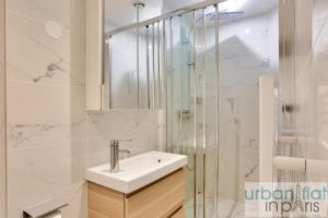 Urban Flat 103 - Spacious Flat near Grands Boulevards