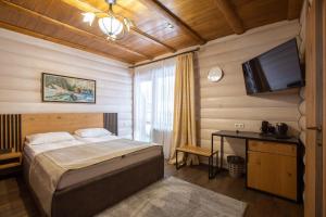 Triple Room with Terrace room in Hotel Complex Korona