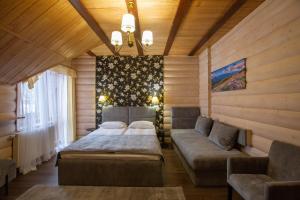Superior Triple Room room in Hotel Complex Korona