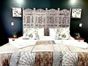 The Lux Guesthouse - Крунстад