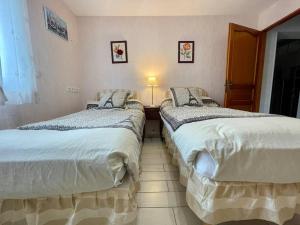 Villas Villa Anatole - parking prive - 900m Cite Medievale : photos des chambres