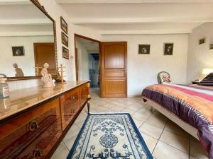 Villas Villa Anatole - parking prive - 900m Cite Medievale : photos des chambres