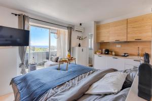 Sea view & spa suite: 3min beach