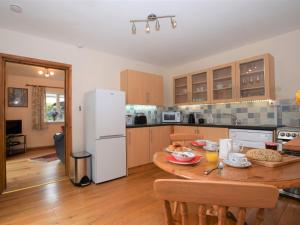 1 bed property in Llangenny 84647