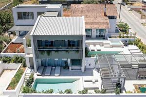 2 sea view Villas as 1 by Chania Living Stories