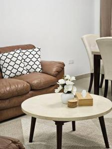 Luxury downtown apartment with Burj Khalifa View