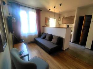 Apartament Trawertynowy 300 m od plaży, 3 min od Monte Cassino