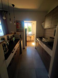 Apartament Trawertynowy 300 m od plaży, 3 min od Monte Cassino