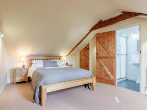 2 bed property in Axminster BLOLO