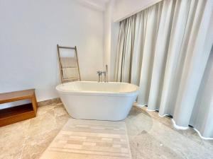 Depto. playa y confort amenidades frente al mar