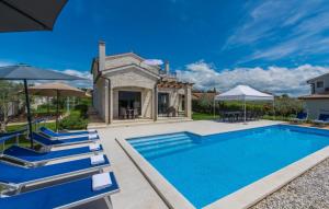Villa Lory