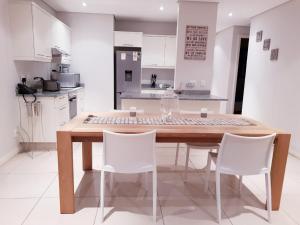 Beacon Rock Luxury Apt. Umhlanga Rocks.