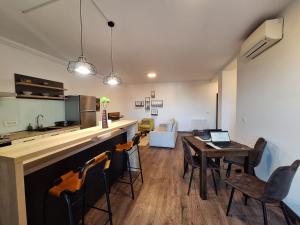 Mirvana Apartments Metheor Executive Suite