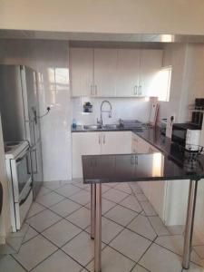 Cosy apartment by the sea