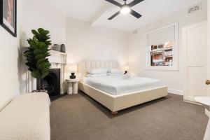 Historic Harbourside Townhouse