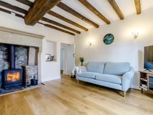 3 Bed in Wetton 79554