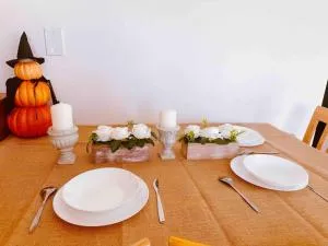 Charming 3BR Retreat near Disneyland Downtown LA! - East Whittier