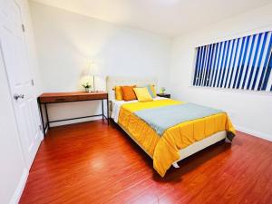 Charming 3BR Retreat near Disneyland Downtown LA!