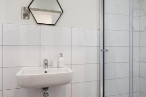 Kemara Apartments - Stunning 2 Bedroom Duplex Apartment