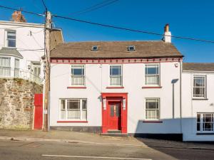 5 Bed in Appledore 89620