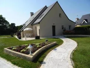 Brin de bonheur - 圣欧内小教堂