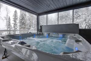 Luxury Villa Himos Hillside