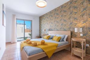 Love and light mini golf pool luxury villa 7 star