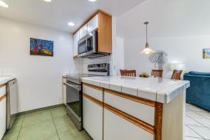 Kihei Haven at Village by the Sea, Steps to Beach!