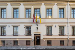 CATHEDRAL Old Town Suites