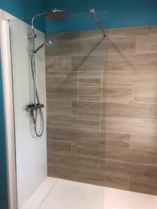 Villas Villa avec piscine petanque ping-pong garage pres golf plage : photos des chambres