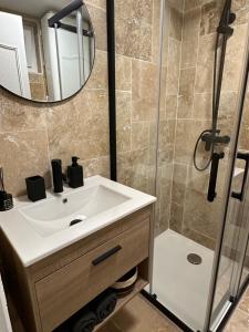 Appartements Appartement Haut Standing : photos des chambres