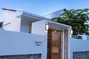 Hikifas Beach Maldives - Mahibadhoo