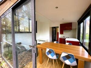 Maisons de vacances Charmante maison avec exterieur : photos des chambres