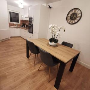 Maisons de vacances TYVAC - Maison centre Plougasnou 2 chambres- 4 voyageurs : photos des chambres