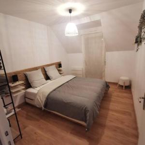 Maisons de vacances TYVAC - Maison centre Plougasnou 2 chambres- 4 voyageurs : photos des chambres