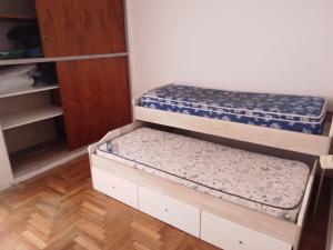 Casa grande en Mar del Plata, cochera, parrilla, parque, TV con wifii. IMPECABLE