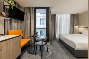 Brady Hotels Jones Lane