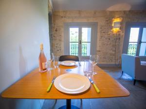 Le Platane de la canourgue