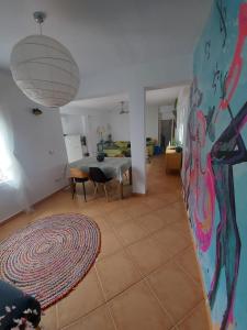 Yara Sobre Los Tejados de San Basilio