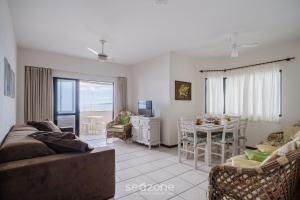 Apto 3Q à beira-mar c churrasqueira RSL0502