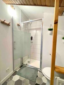 Maisons de vacances La Casa Del Papa - Maison spacieuse avec jardin : photos des chambres