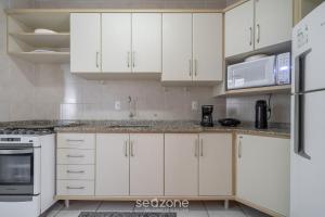 Apto 3Q à beira-mar c churrasqueira RSL0502